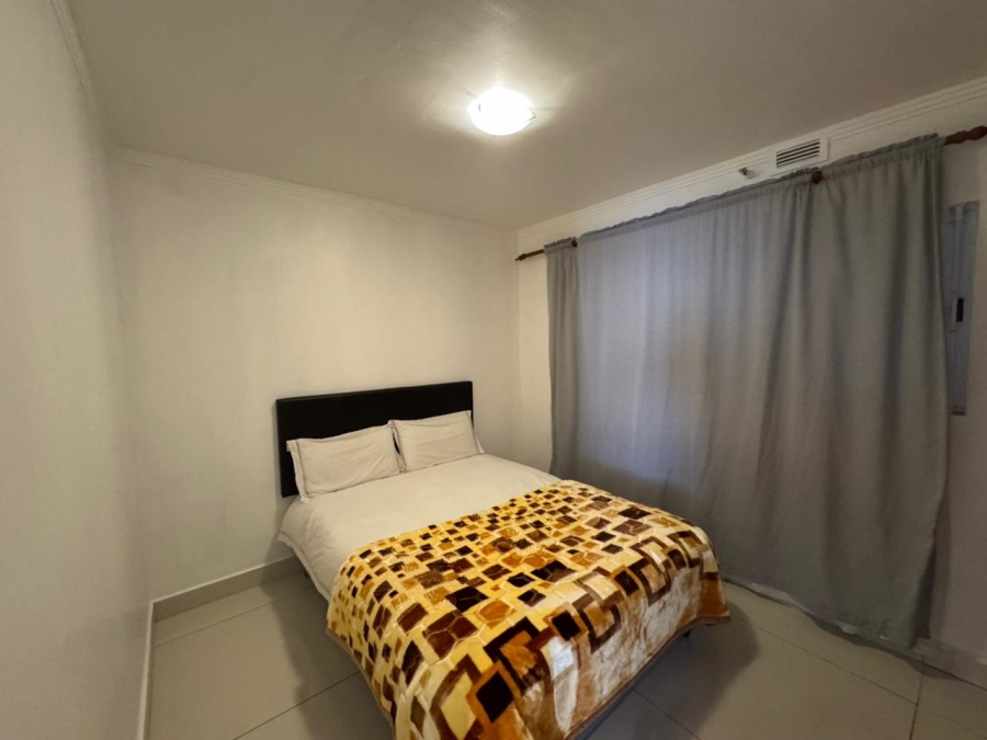 To Let 2 Bedroom Property for Rent in Royal Ascot Western Cape